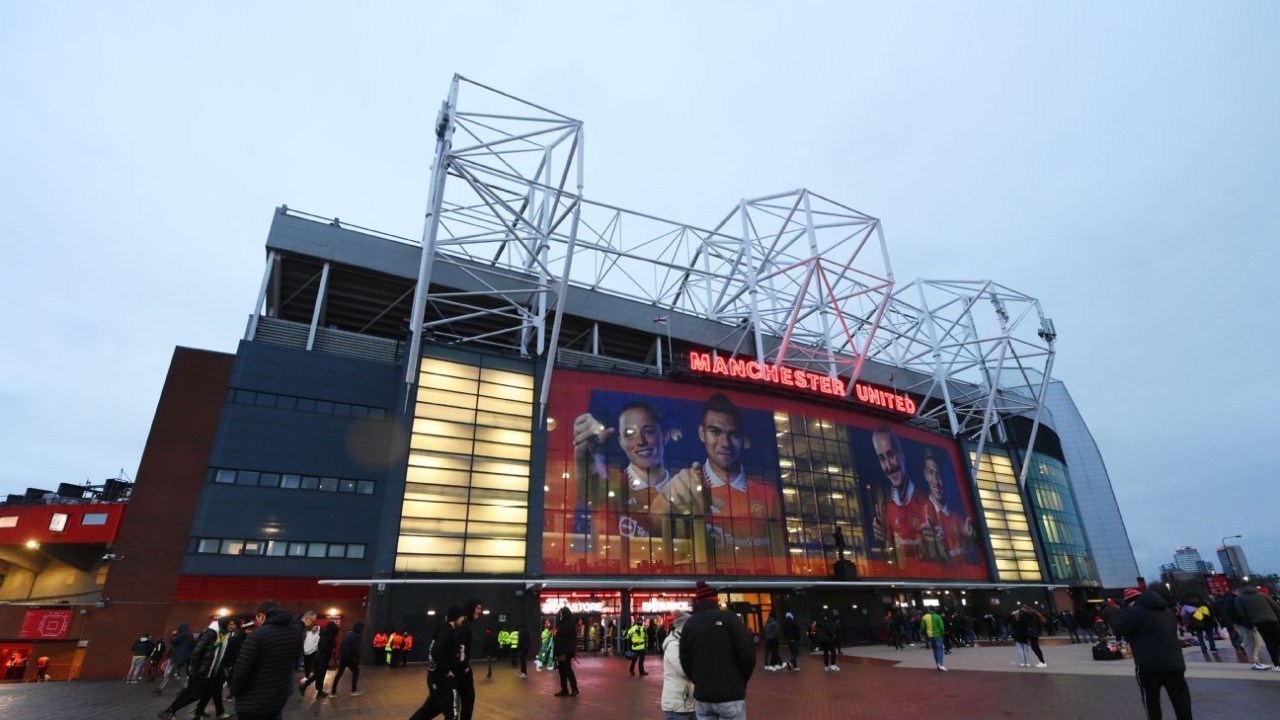 Snapdragon keen to sponsor Man Utd stadium