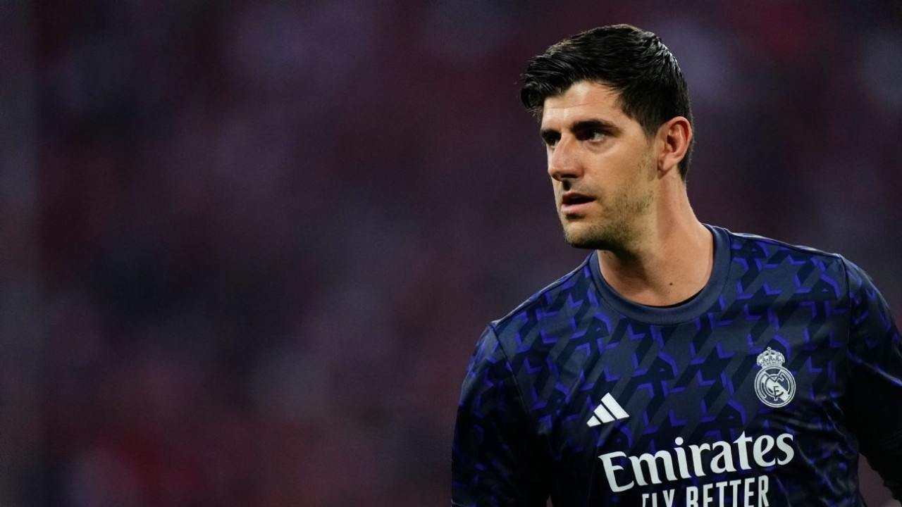 Ancelotti faces GK headache as Courtois returns