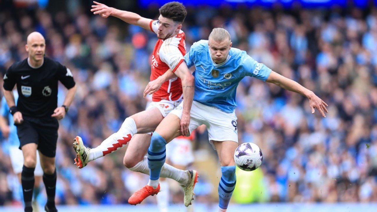 Premier League questions: Can Arsenal pip City? Will United regret keeping Ten Hag?