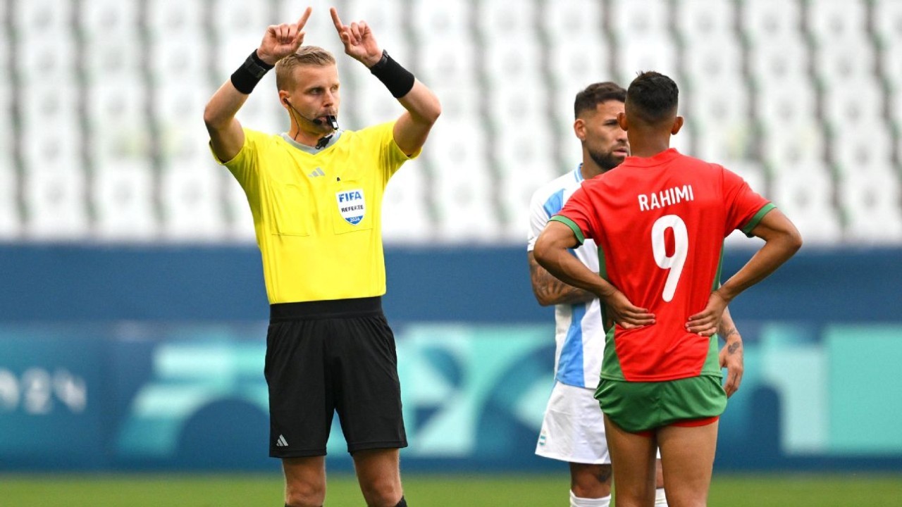 Why it took two hours for VAR to disallow Argentina's dramatic goal at Olympics