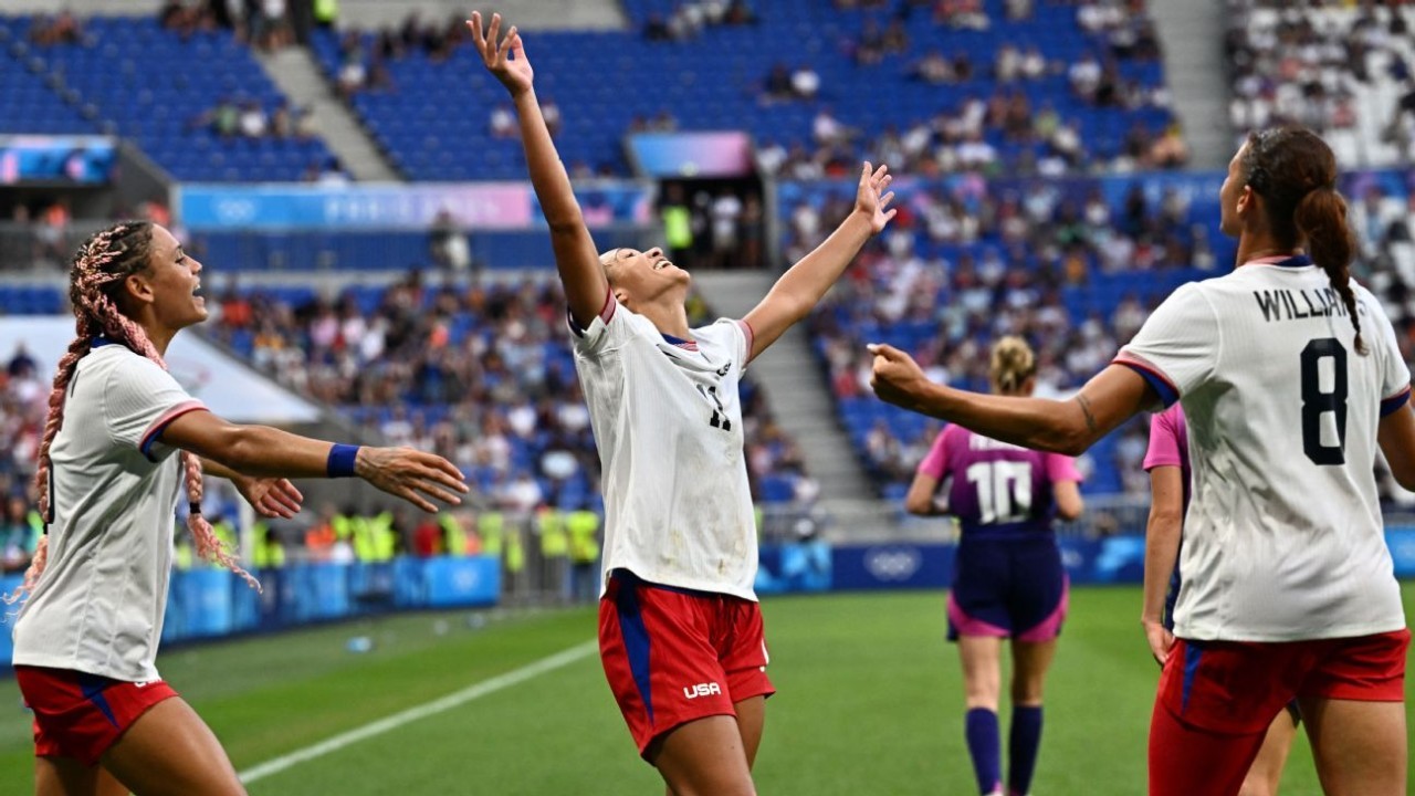 Smith, Girma dazzle for new-look USWNT as Olympic gold medal awaits