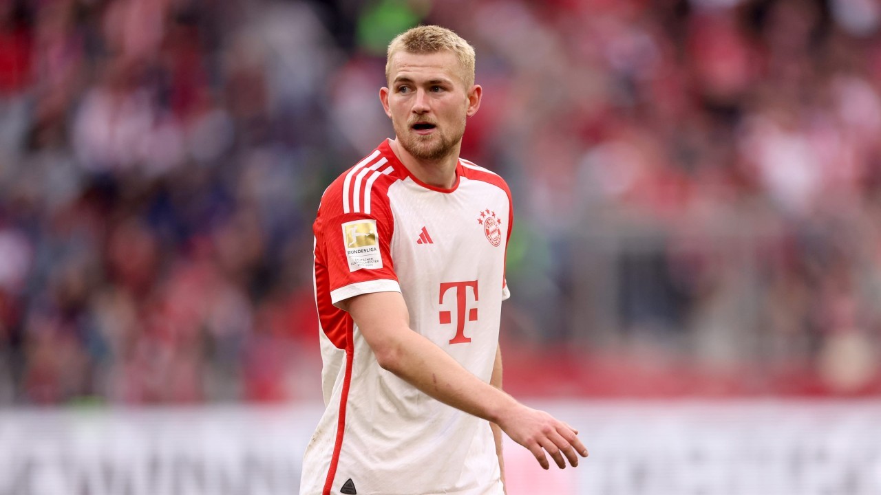 Bayern Munich director provides cryptic update on Man Utd target Matthijs de Ligt