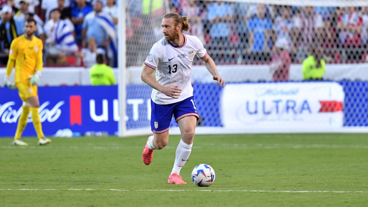 Charlotte FC finalizing deal to sign USA and Fulham defender - report