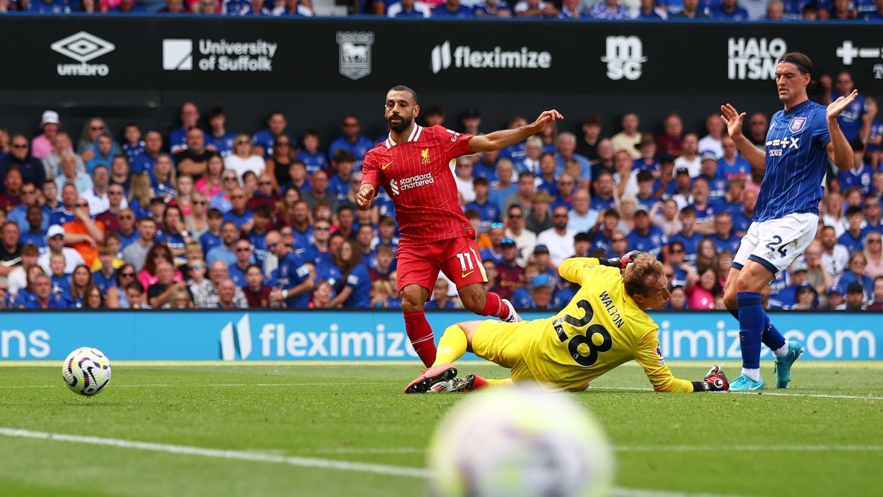 Mohamed Salah breaks goal record on opening day of Premier League season