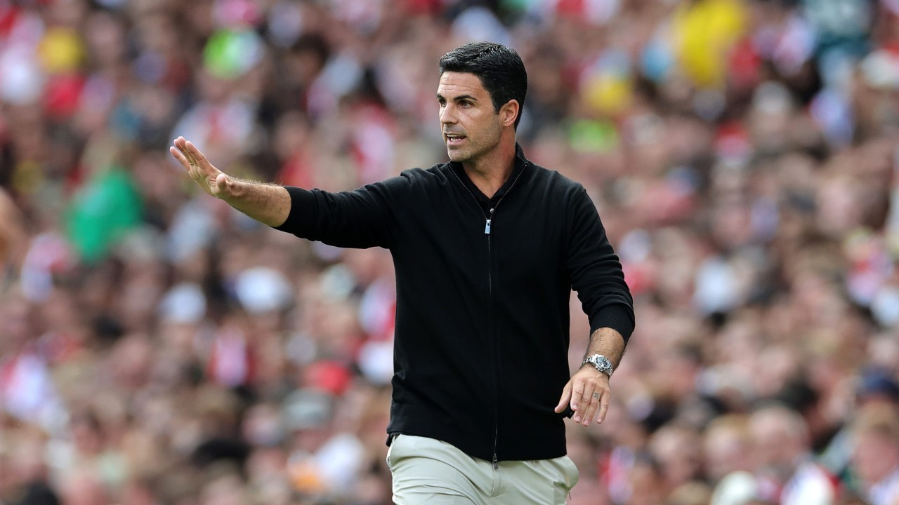 Mikel Arteta drops major Arsenal transfer hint amid links to new striker