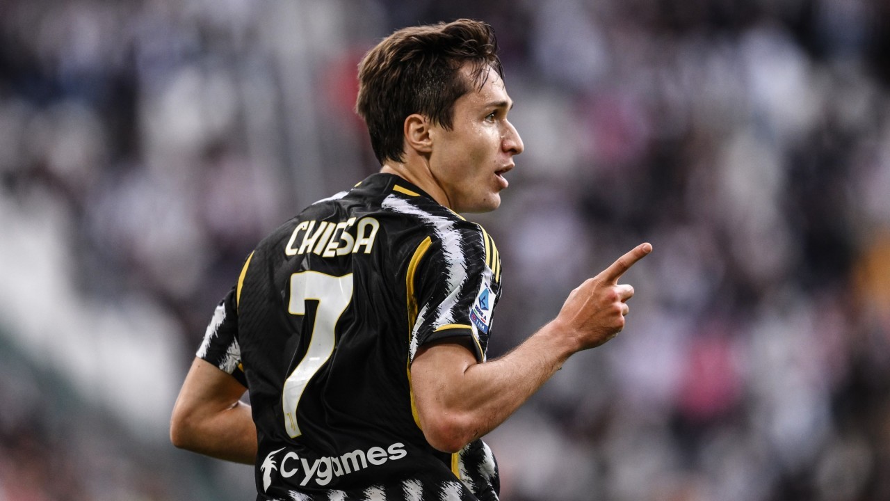 Barcelona 'make contact' with Federico Chiesa