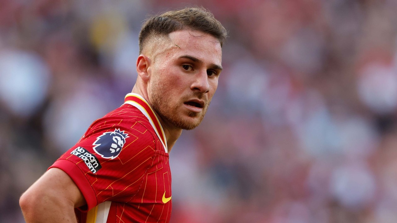 In-form Liverpool midfielder picks up injury on international duty