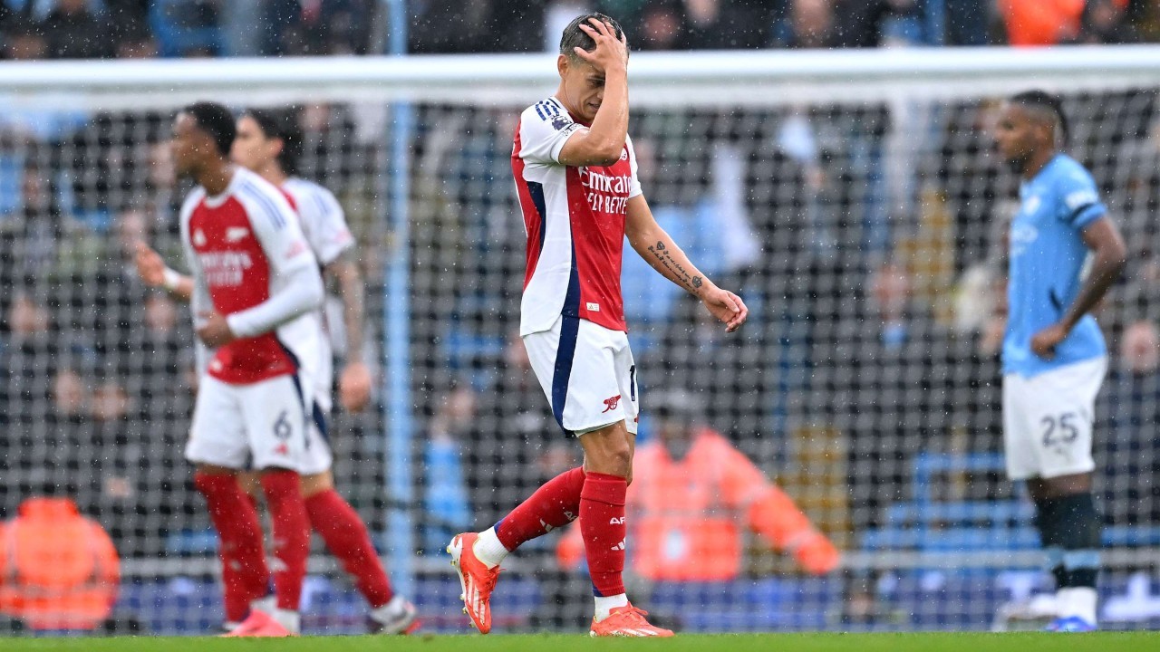 Mikel Arteta fumes at Leandro Trossard's red card in Man City draw