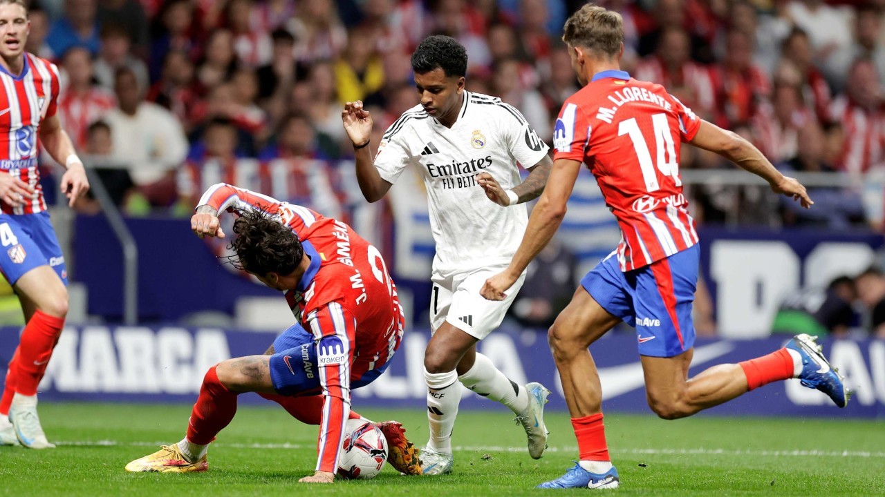 Atletico Madrid vs Real Madrid suspended due to crowd trouble