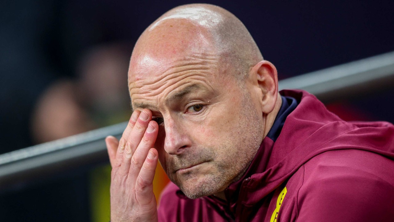 Lee Carsley gives verdict on England job chances after dismal Greece defeat