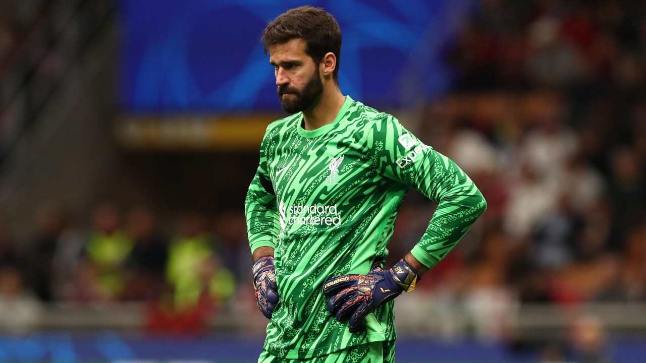 Report: Bayern Munich's stance on Alisson transfer revealed