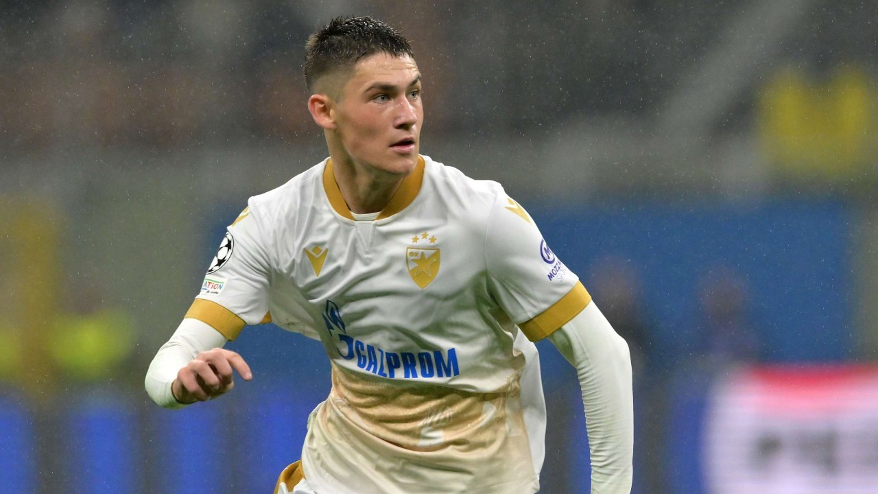 Report: Liverpool & Man City among clubs tracking 17-year-old Serbia prodigy