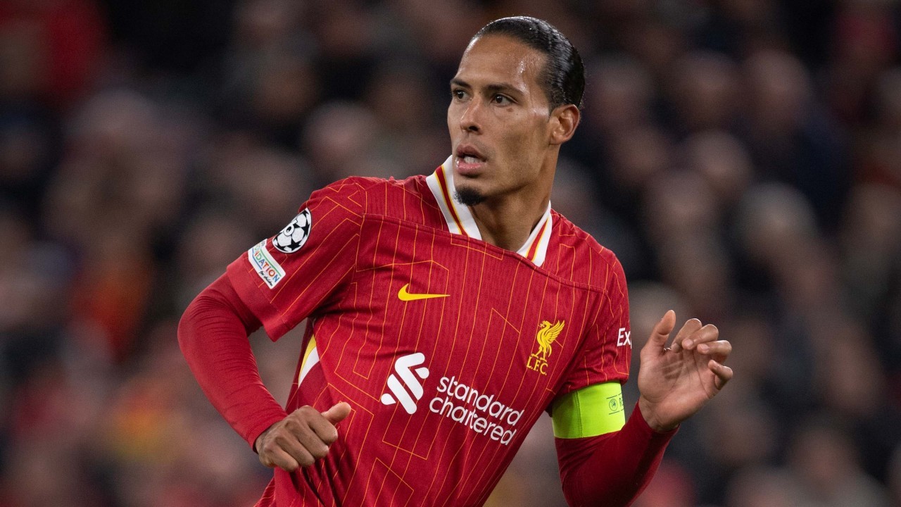 Virgil van Dijk offers huge update on Liverpool contract situation