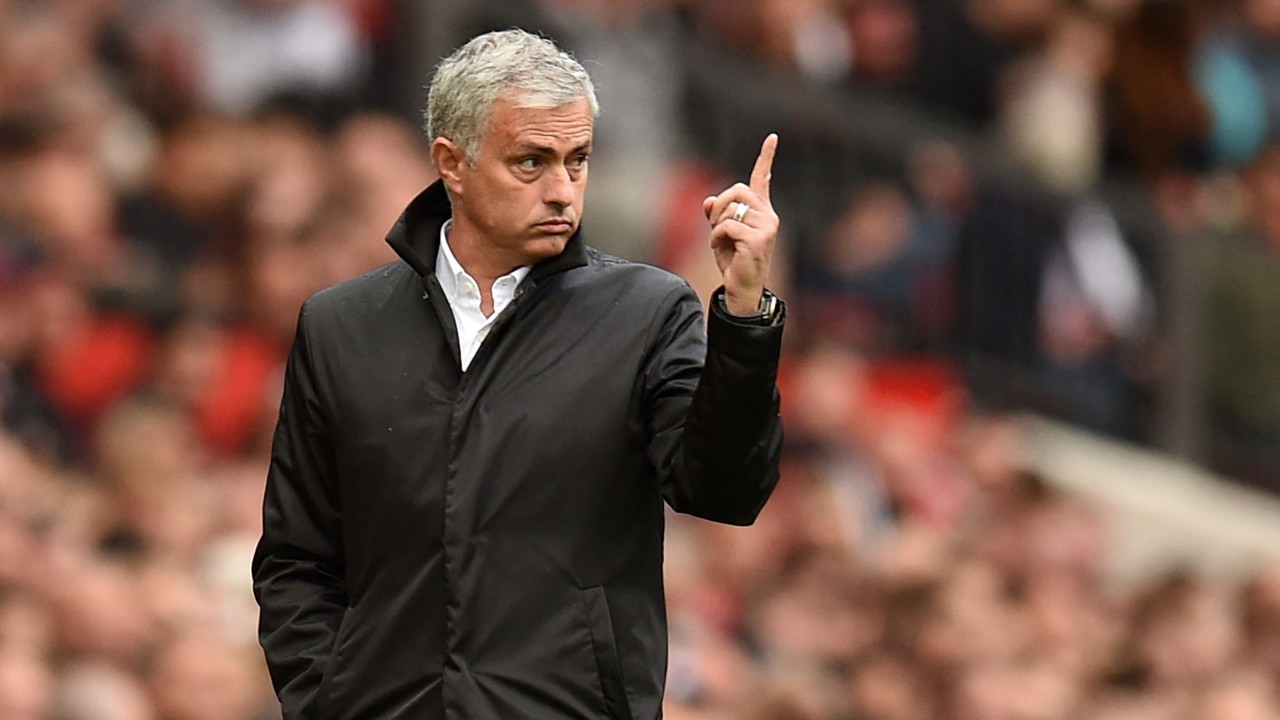 Jose Mourinho wants belated Man Utd Premier League title with Man City dig