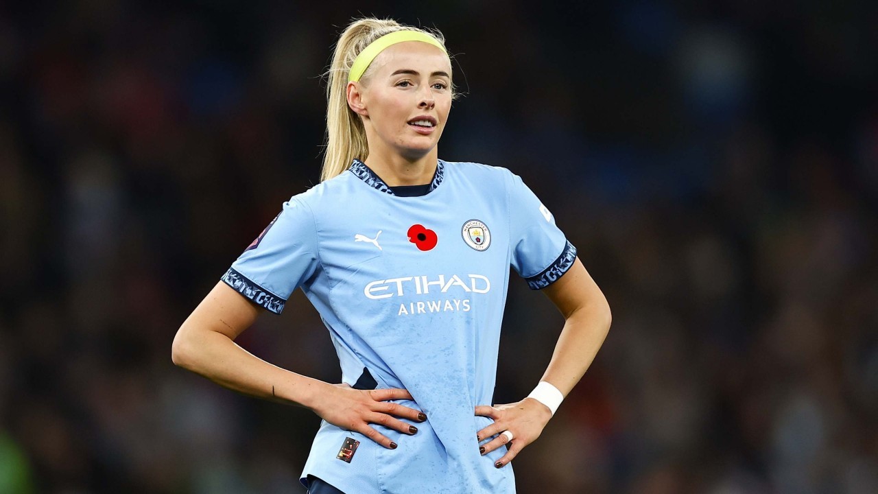 Sarina Wiegman admits 'concern' with Chloe Kelly's struggle for game time at Man City