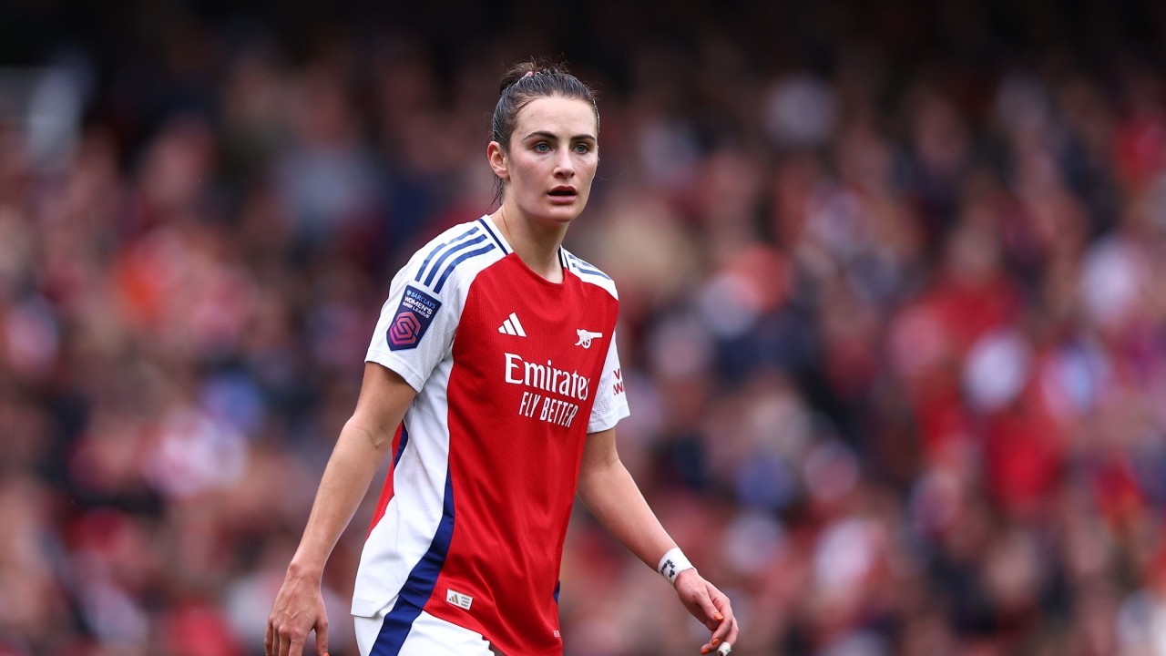 Emily Fox wants Renee Slegers to stay in charge at Arsenal