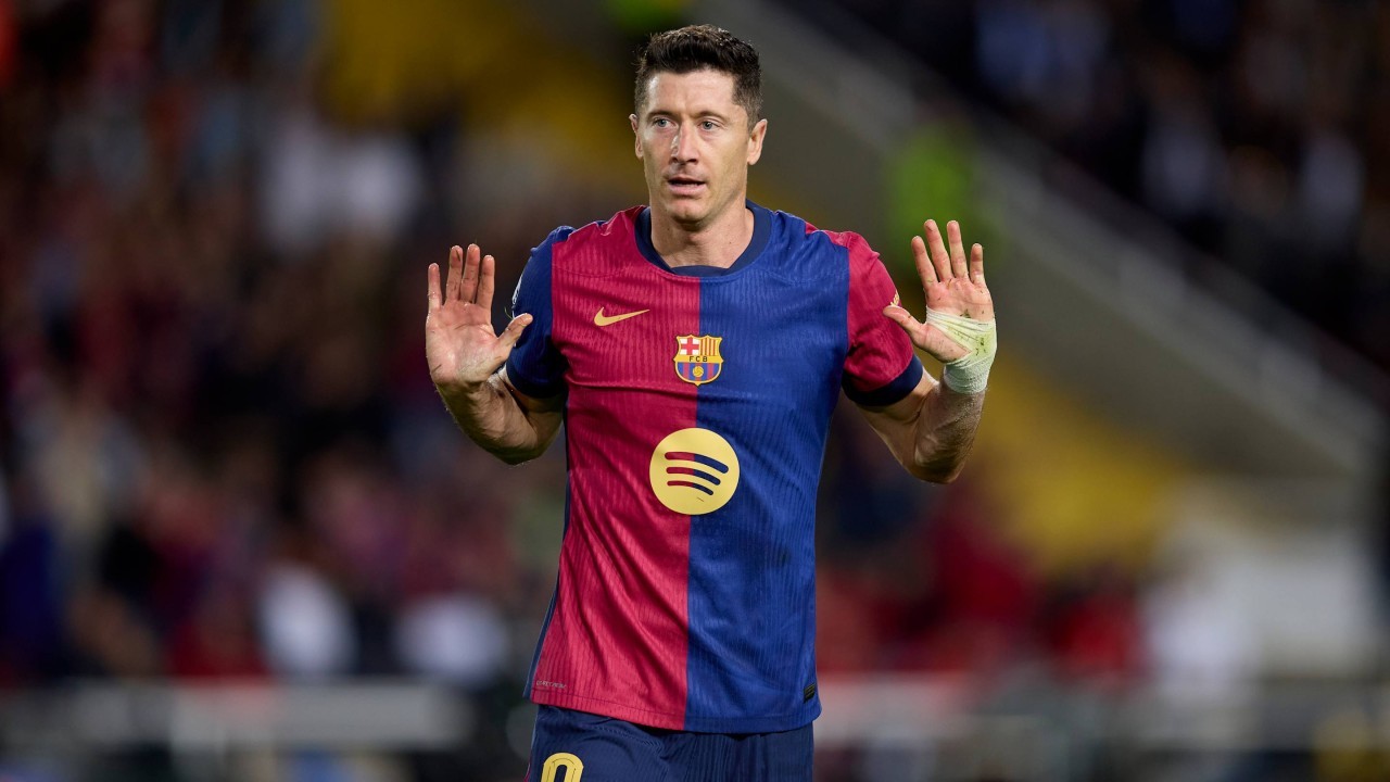 6 strikers Barcelona must consider to replace Robert Lewandowski